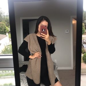 Hooded Teddy Bear Fleece Vest 💕💕